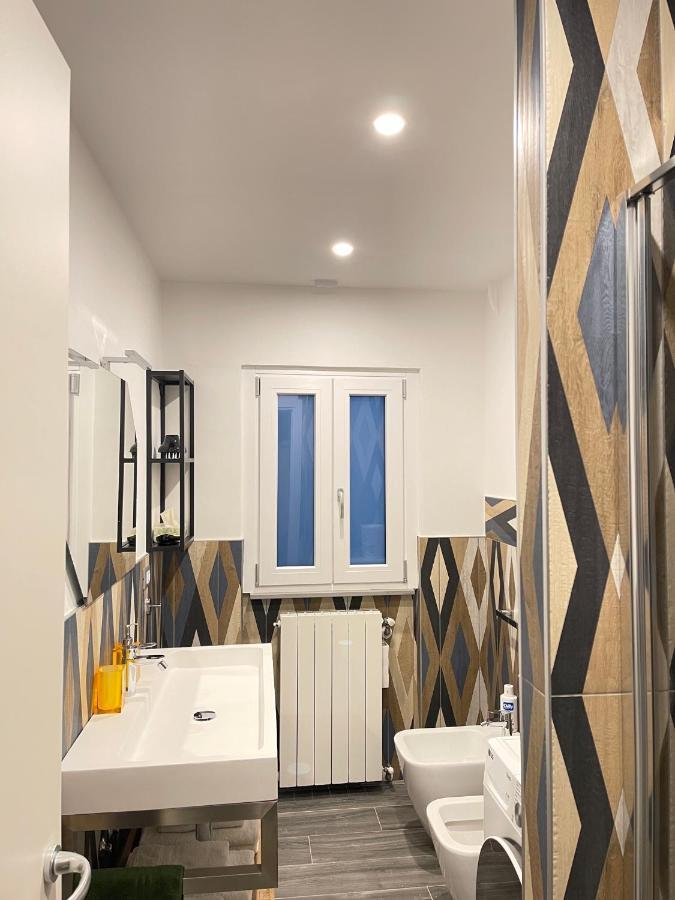 Smart Gold Apartment Luxury Central Бергамо Экстерьер фото